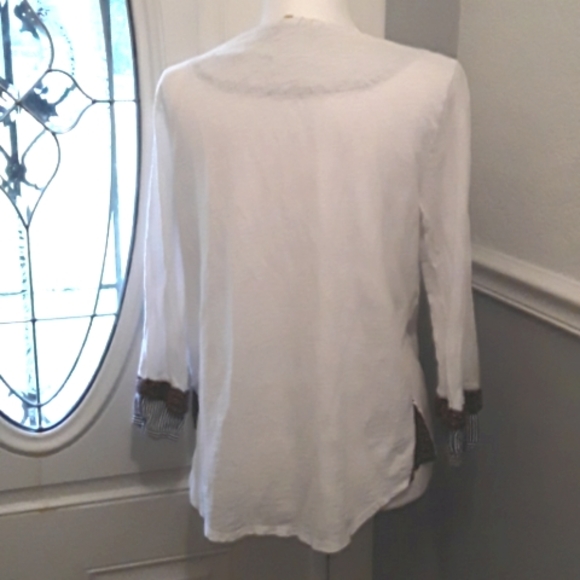 Little Yellow Button Top - Picture 5 of 7